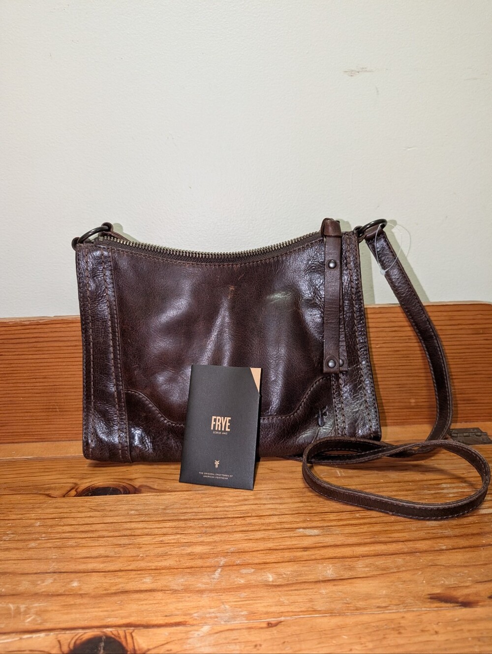 Frye Brown Leather Crossbody Bag Adjustable Strap Zip Top